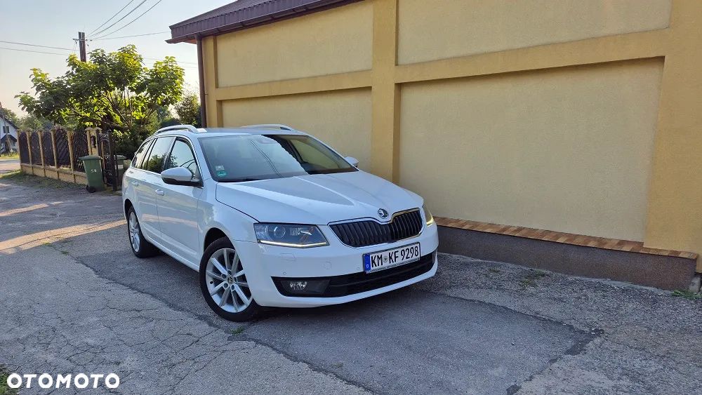 Skoda Octavia 2.0 TDI 4x4 Ambition DSG - 2