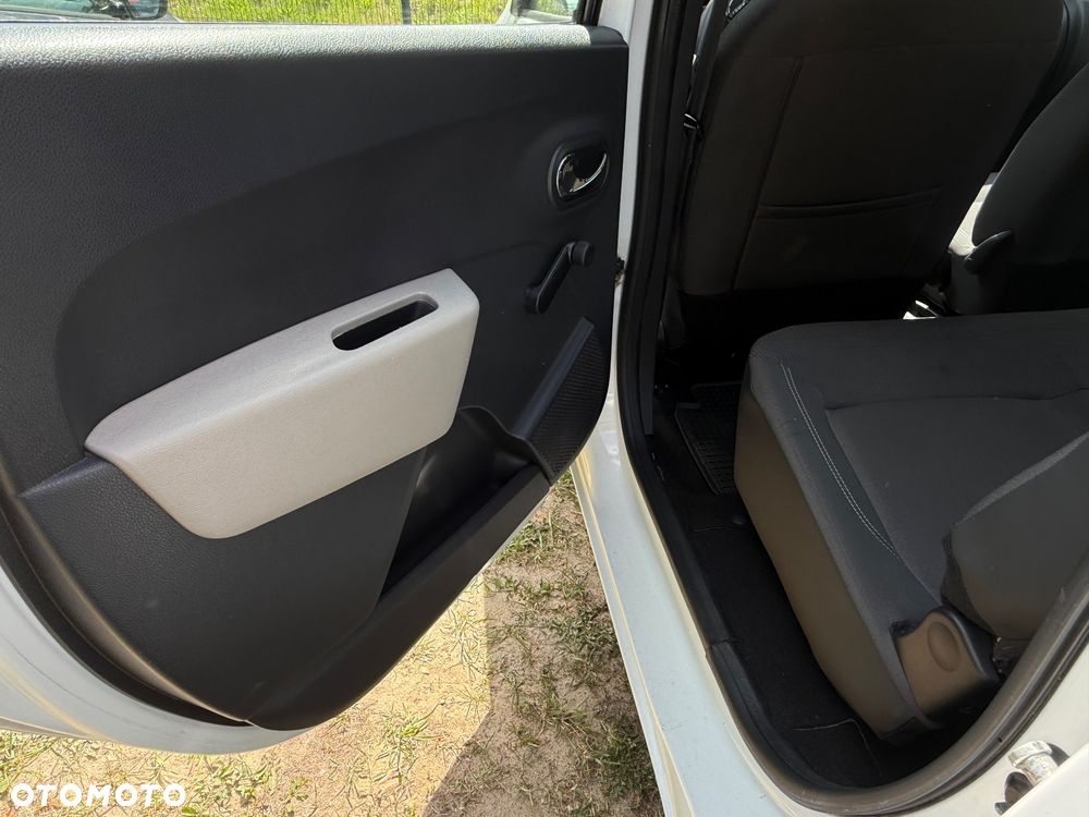 Dacia Lodgy TCe 115 Comfort - 13