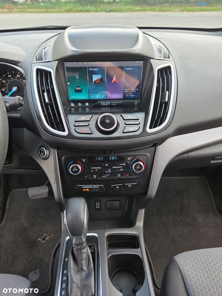 Ford Kuga - 22