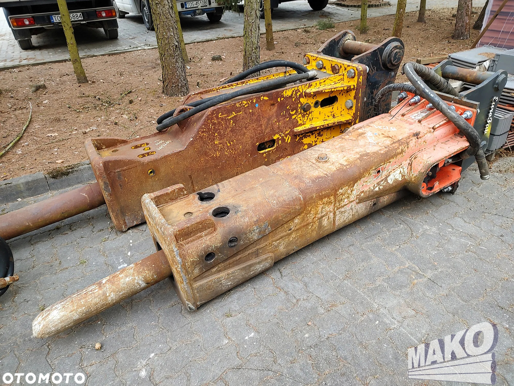 Młot hydrauliczny Rammer E68 1750kg do koparki - 2