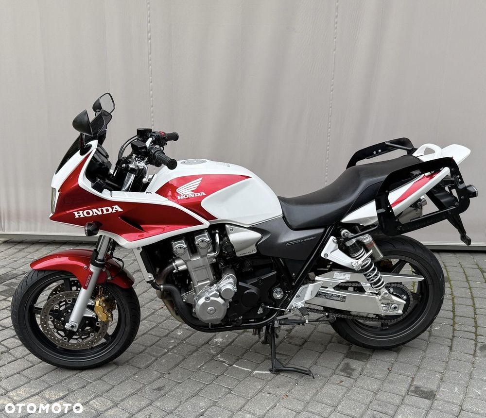 Honda CB - 10