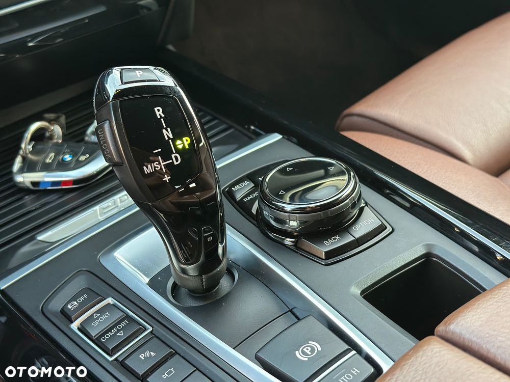 BMW X5 - 16