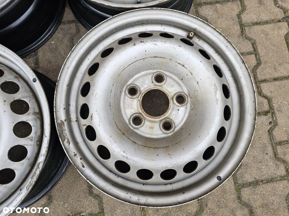 (S3) Felgi stalowe 16'' Volkswagen OE T5 T6 / 6,5Jx16 ET51 5x120 - 4