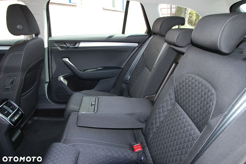 Skoda Superb 1.5 TSI Style DSG - 14