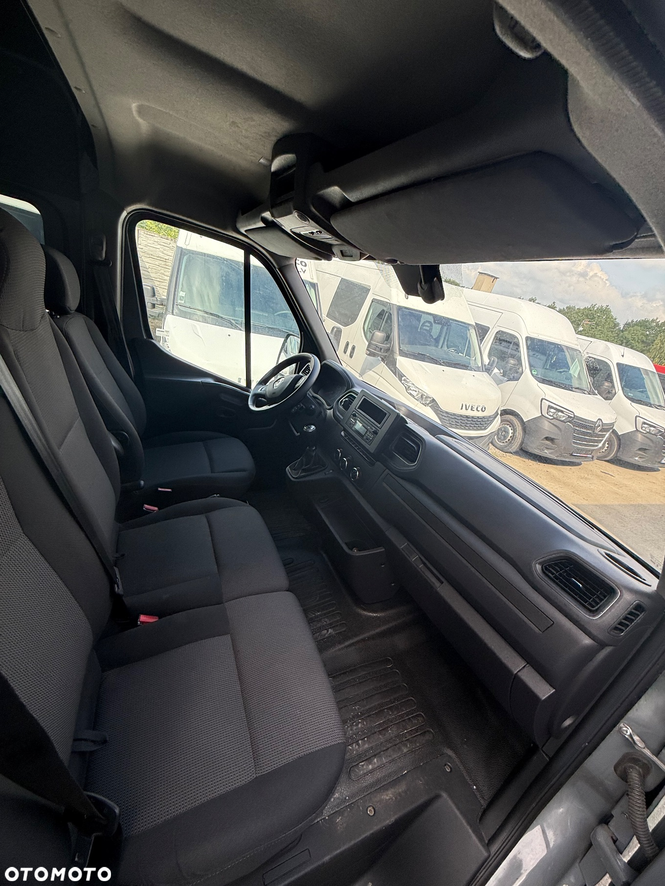Renault MASTER L3H2  BRYGADOWKA ZABUDOWA  7 OSÓB - 10