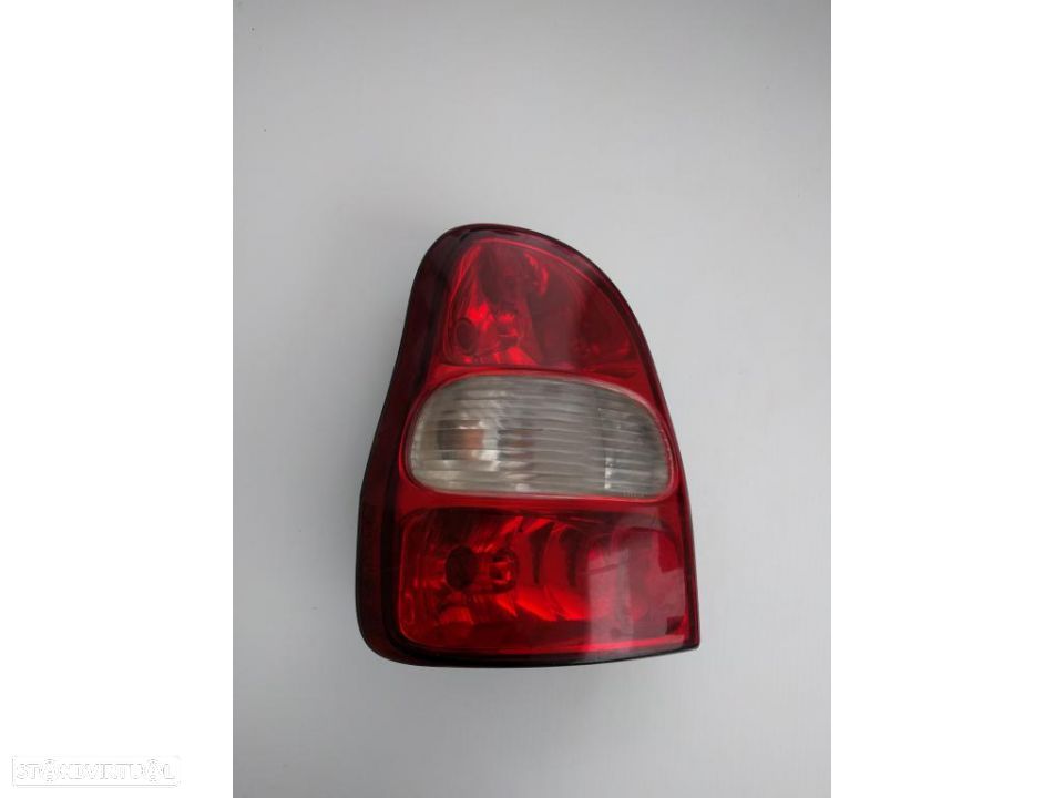 Farolim farol tras esquerdo kia carnival - 2