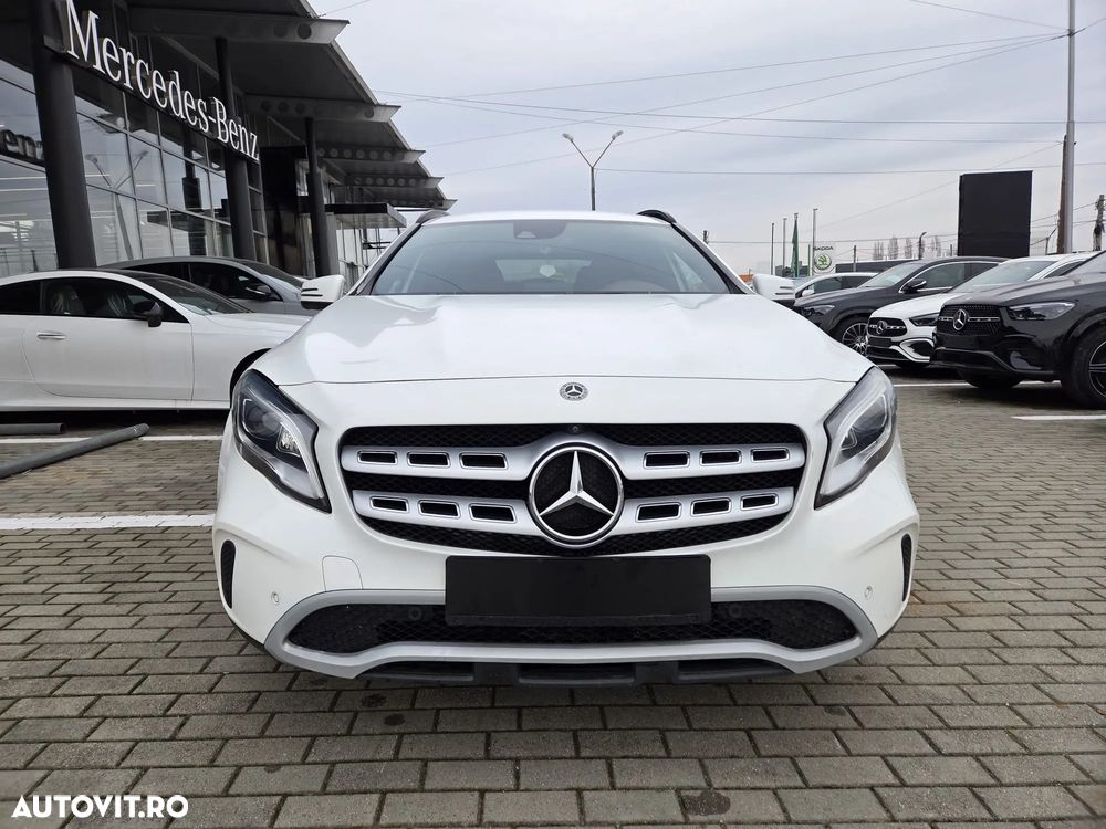 Mercedes-Benz GLA 200 d 4MATIC Aut. - 12