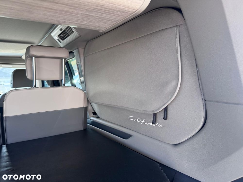 Volkswagen California - 36