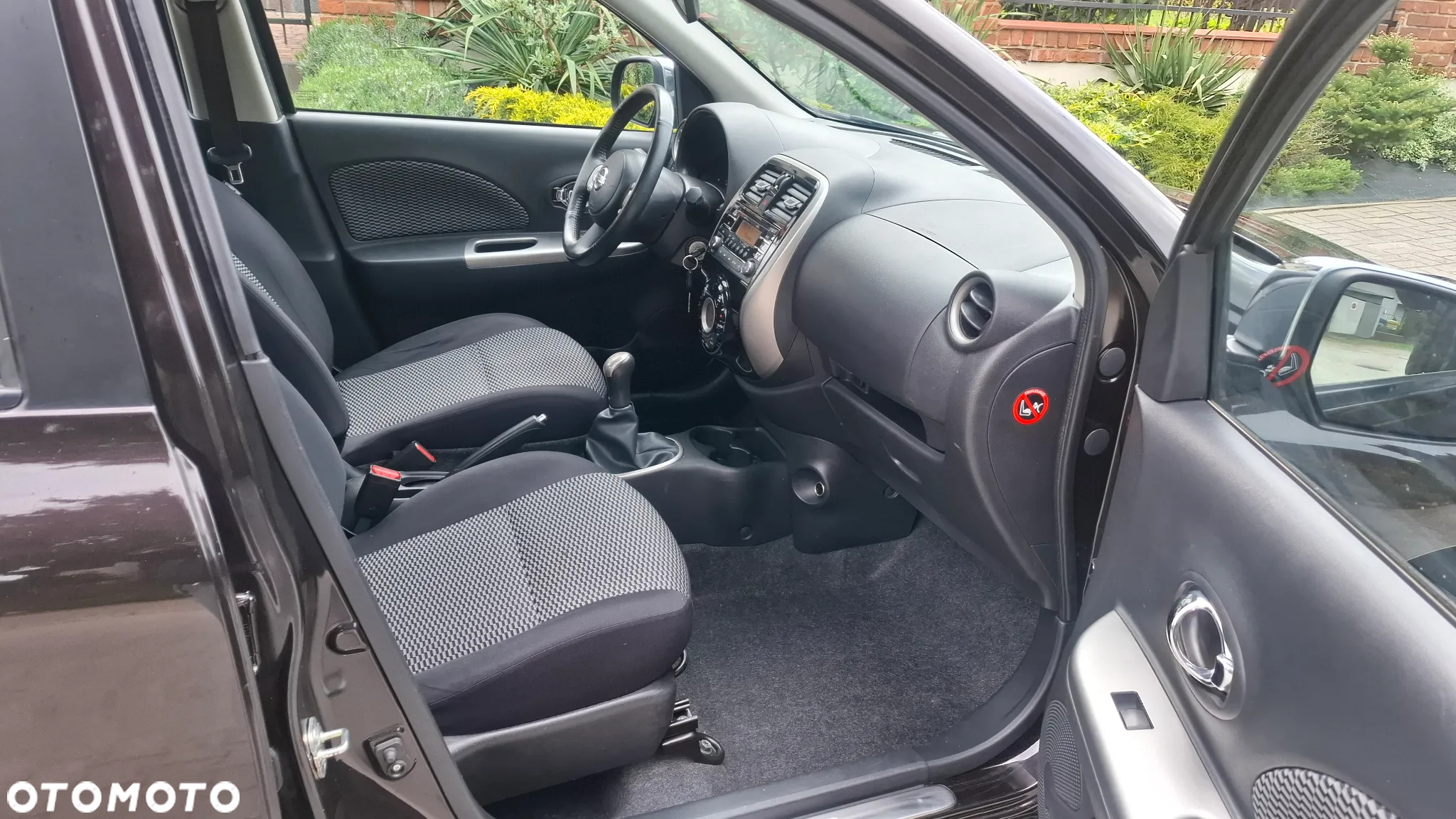 Nissan Micra 1.2 Tekna - 11