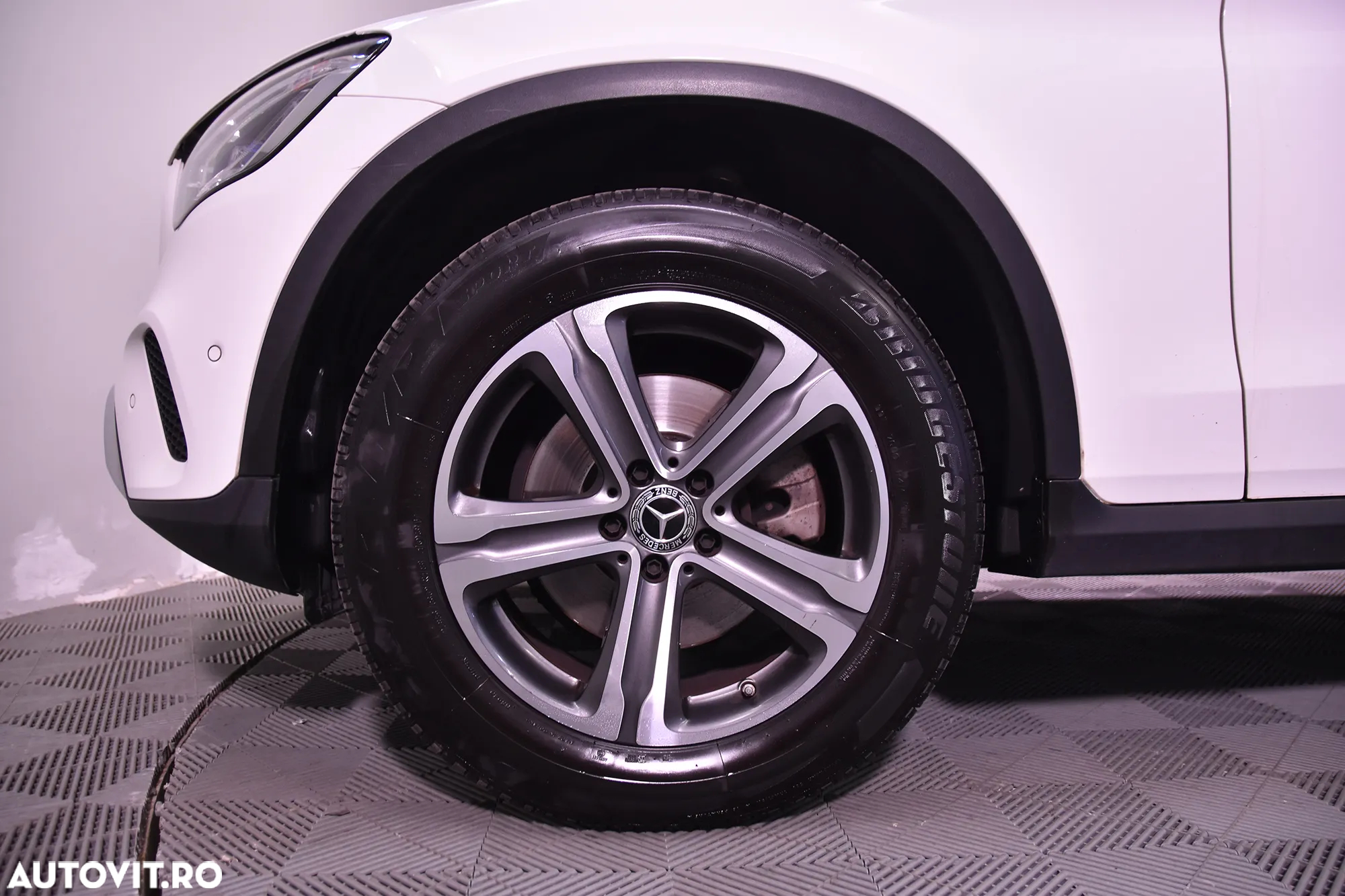 Mercedes-Benz GLC 220 d 4MATIC - 12