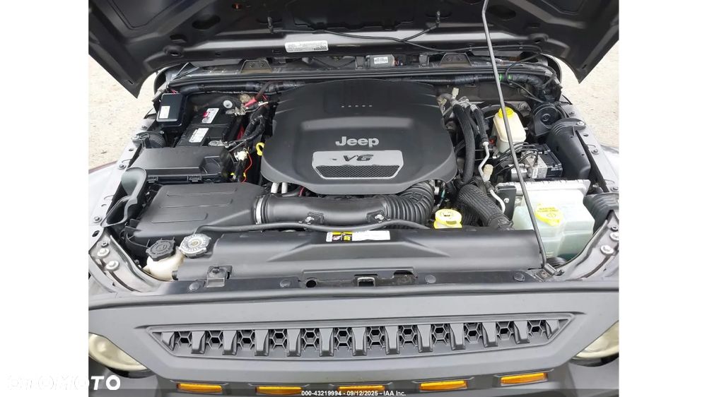 Jeep Wrangler - 14