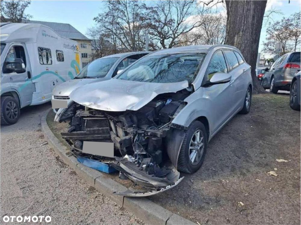 Hyundai i30 1.4 CRDi Trend - 1