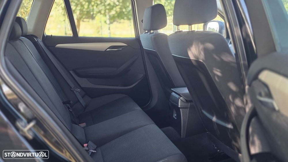 BMW X1 18 d xDrive - 26