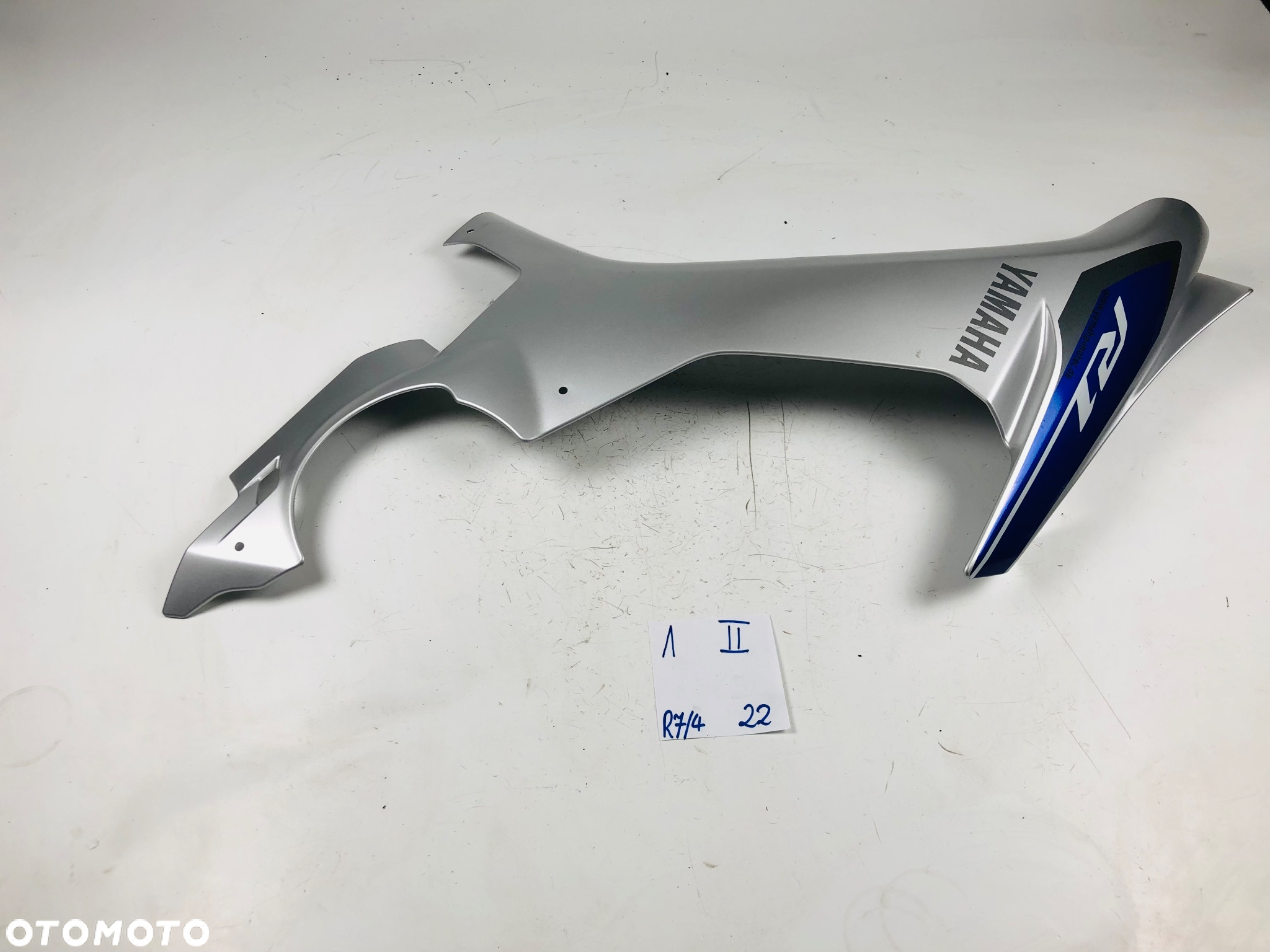 Yamaha R1 RN32 15-18 owiewka lewa boczek lewy - 3