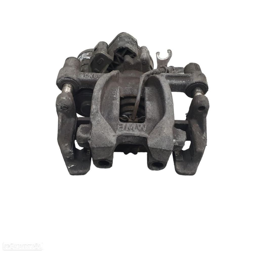 CALÍPER DE FREIO TRASEIRO DIREITO BMW SERIE X1 F48 - 1