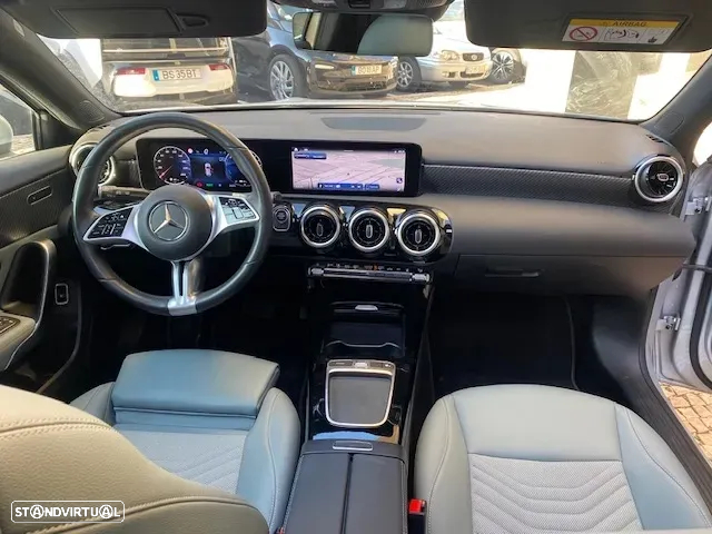 Mercedes-Benz A 250 e - 17
