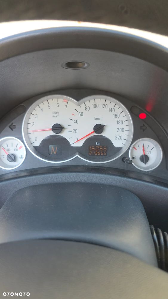 Opel Corsa 1.2 16V Elegance Easytronic - 6