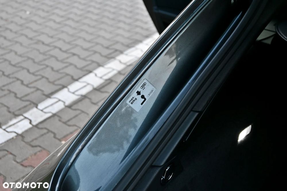 Audi A4 Avant 2.0 TDI DPF clean diesel S line Sportpaket - 39