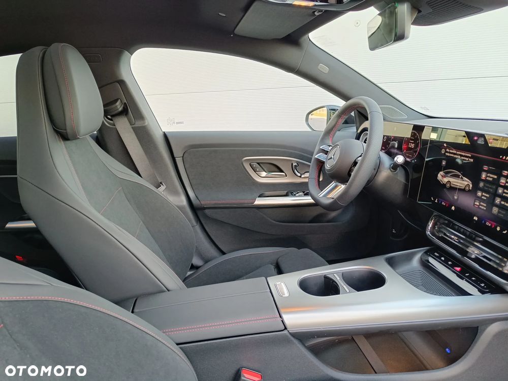 Mercedes-Benz CLA 200 mHEV 4-Matic 8G-DCT - 5