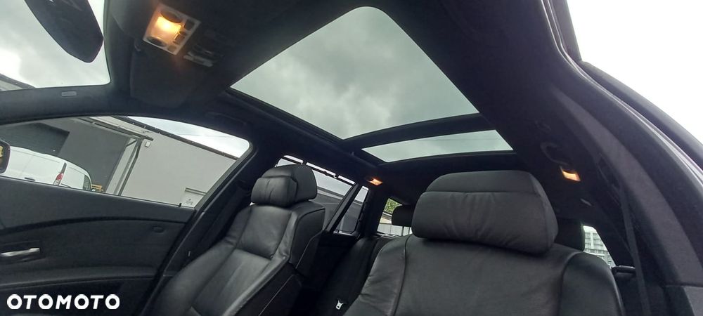 BMW Seria 5 530i - 21
