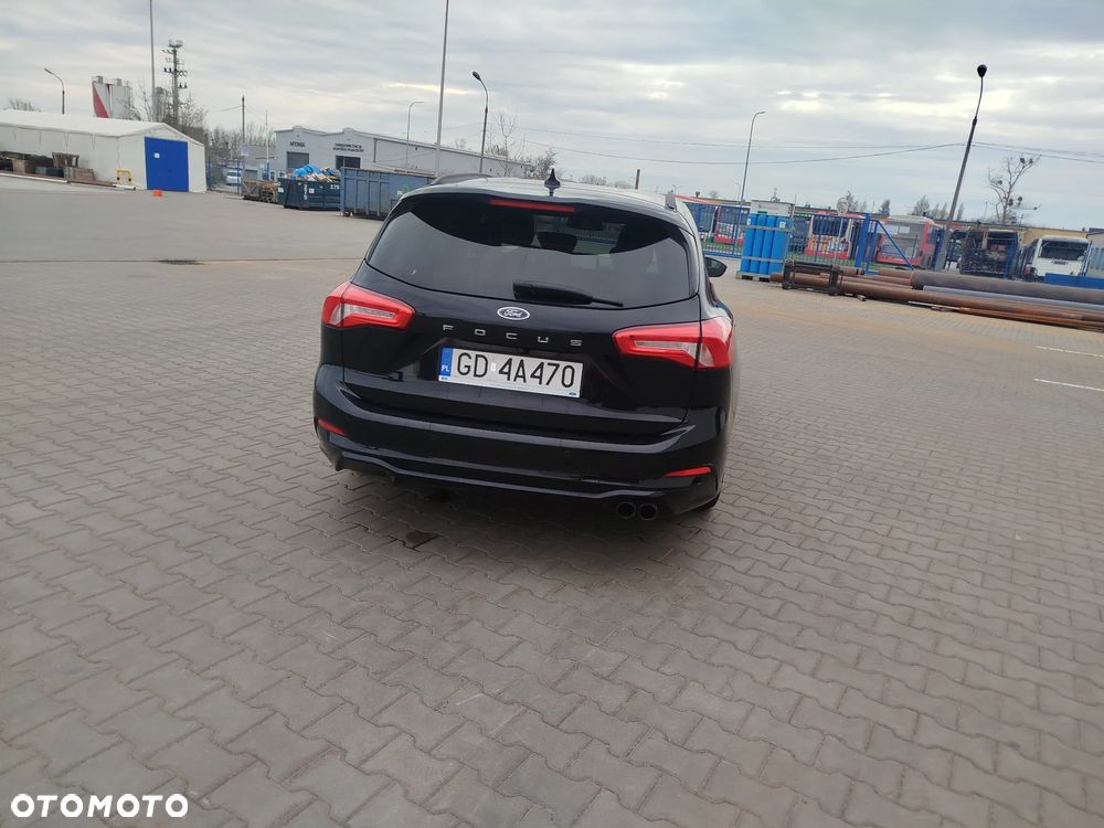 Ford Focus 1.5 EcoBoost ST-Line - 17