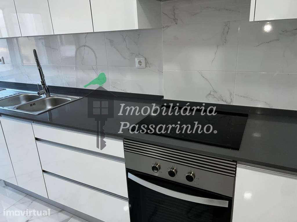 Apartamento T3 remodelado no Laranjeiro - Grande imagem: 2/7