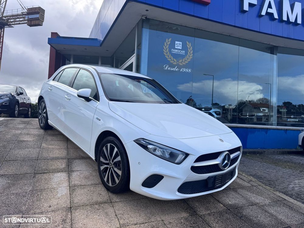 Mercedes-Benz A 250 e 8G-DCT Style - 1