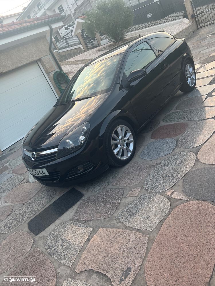 Opel Astra GTC 1.7 CDTI - 4