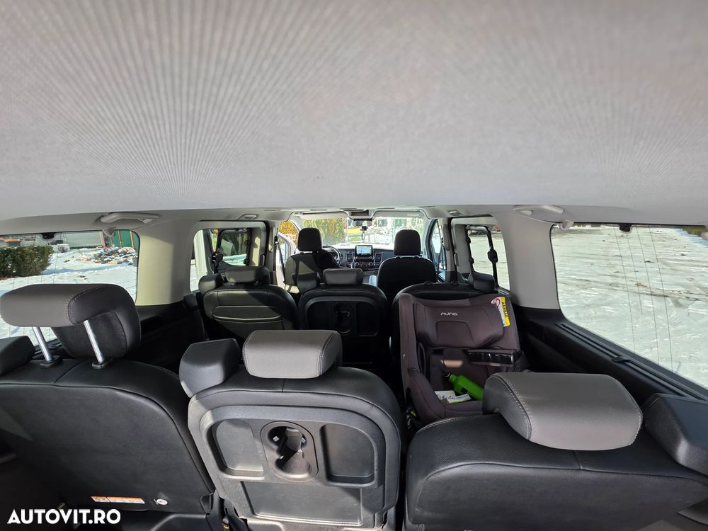 Ford Tourneo Custom Bus 320 2.0 EcoBlue 185 CP L2H1 Titanium X Aut. - 12