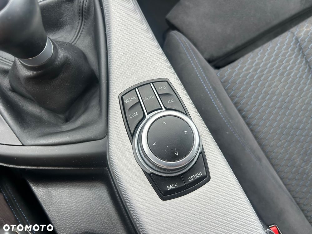 BMW Seria 1 118i M Sport Shadow - 17