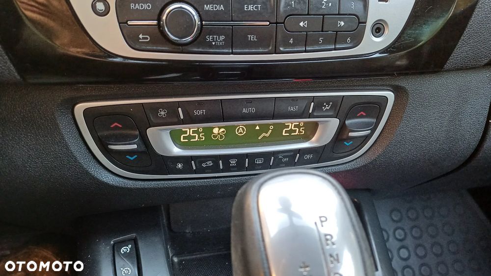 Renault Scenic 2.0 16V 140 CVT Bose Edition - 22