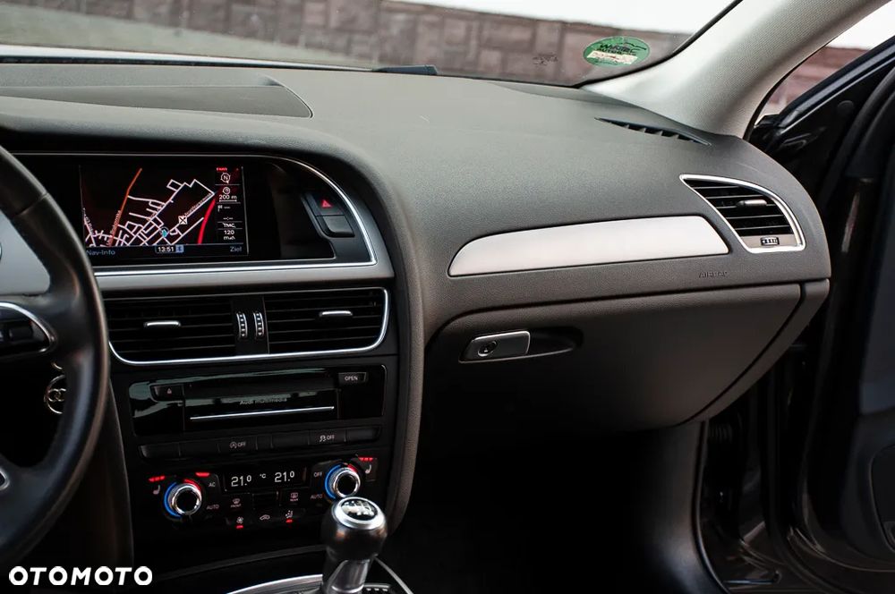 Audi A4 Limousine 1.8 TFSI S line Sportpaket - 30