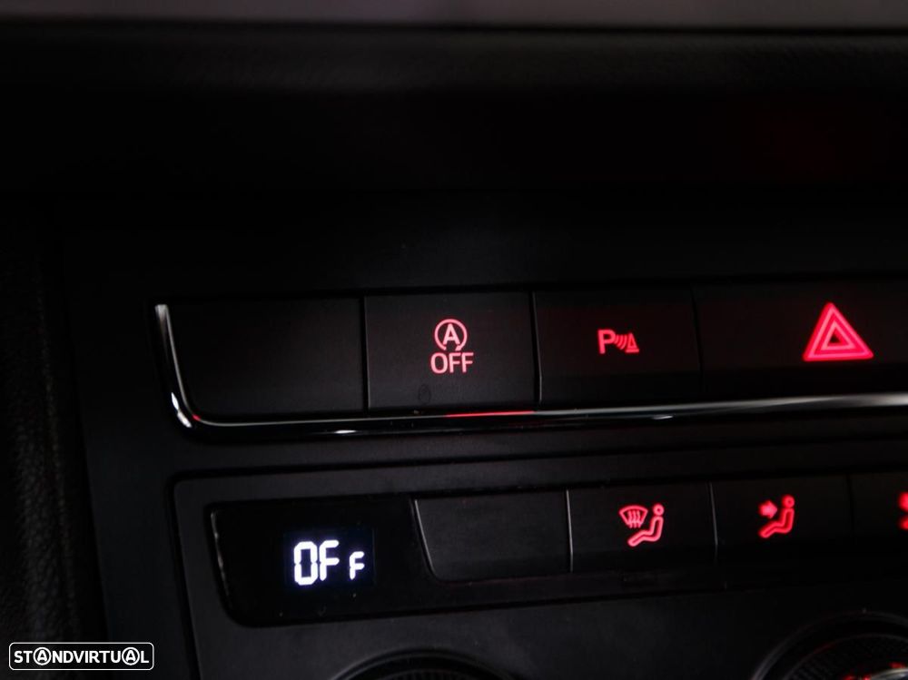 SEAT Leon ST 1.6 TDI Style S/S - 24