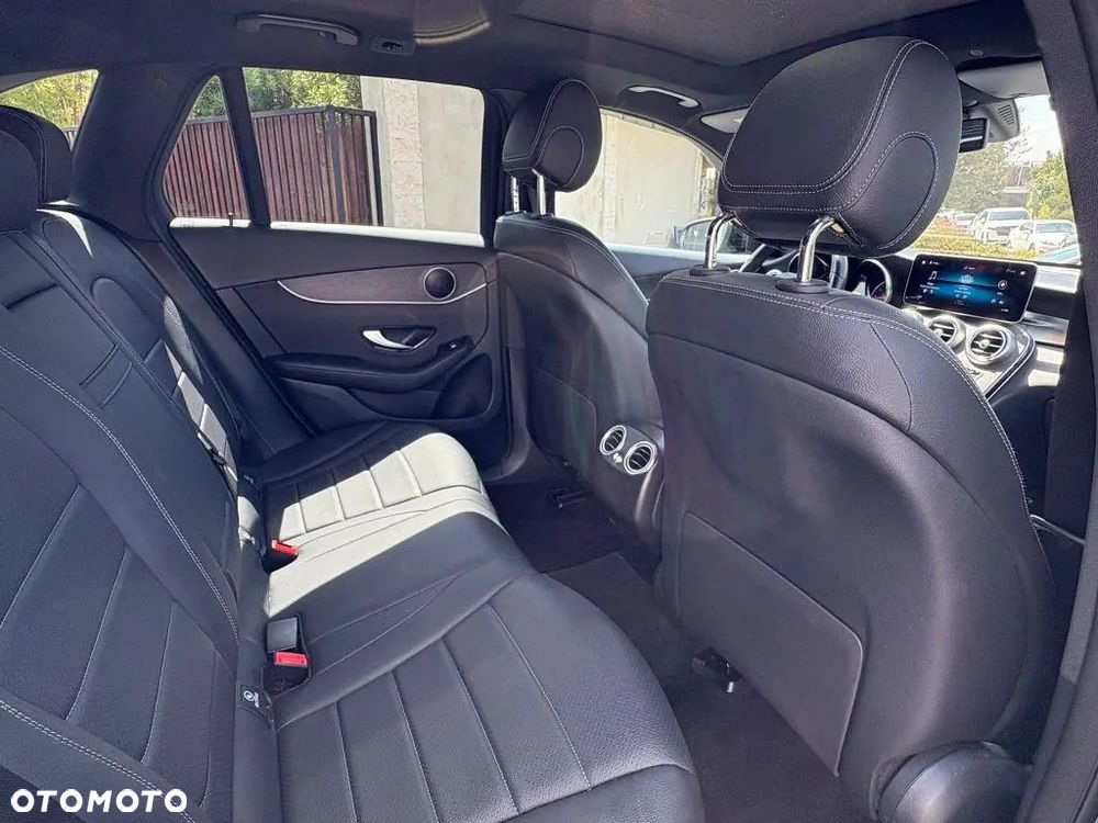 Mercedes-Benz GLC - 10