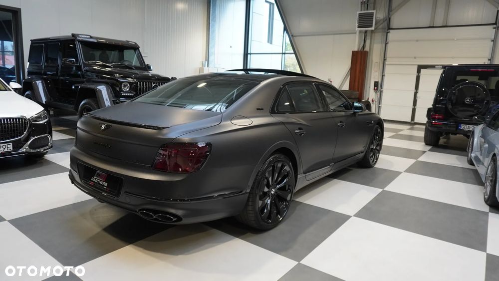 Bentley Flying Spur V8 S - 16