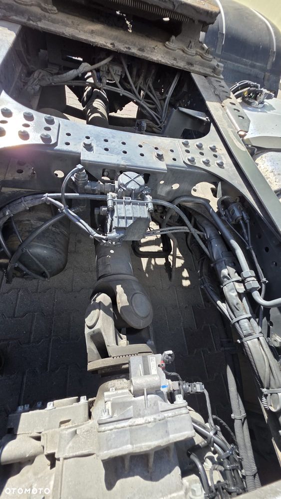 Mercedes-Benz Actros 1851 - 11