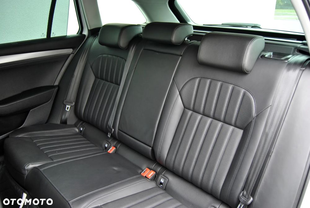 Skoda Superb 2.0 TDI 4x4 DSG Style - 20