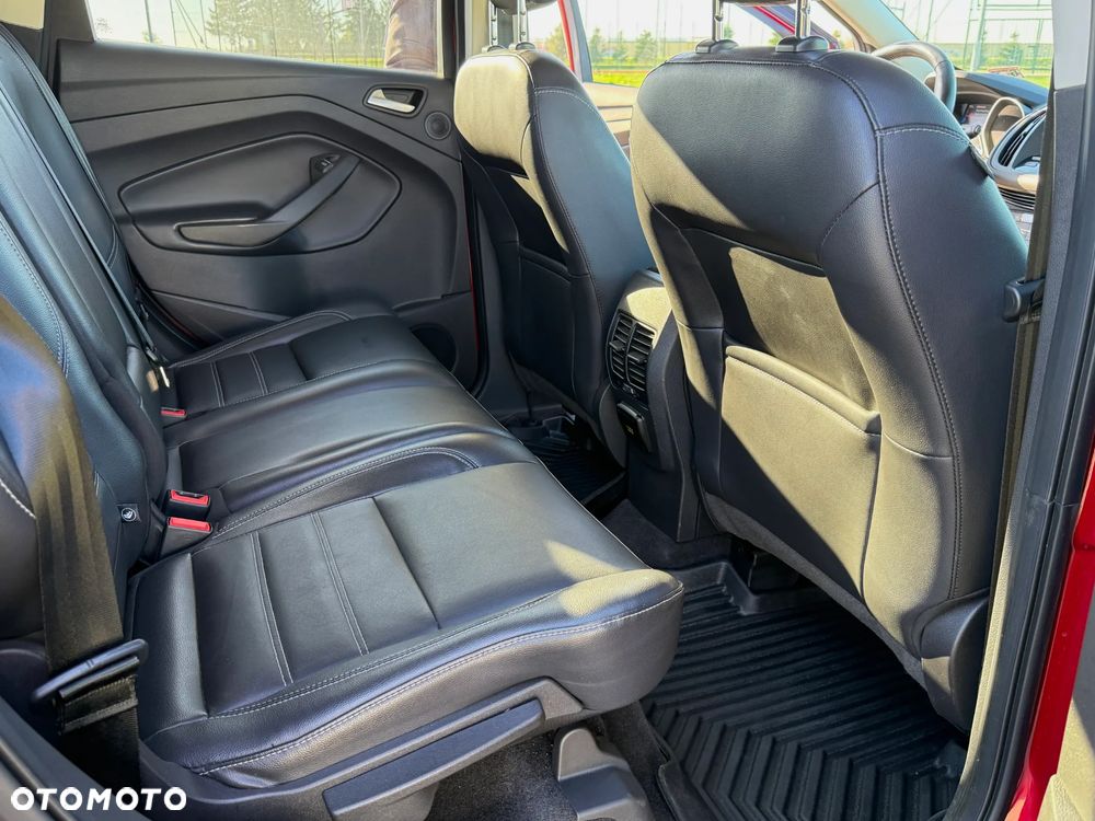 Ford Escape 2.0 EcoBoost AWD Titanium - 15