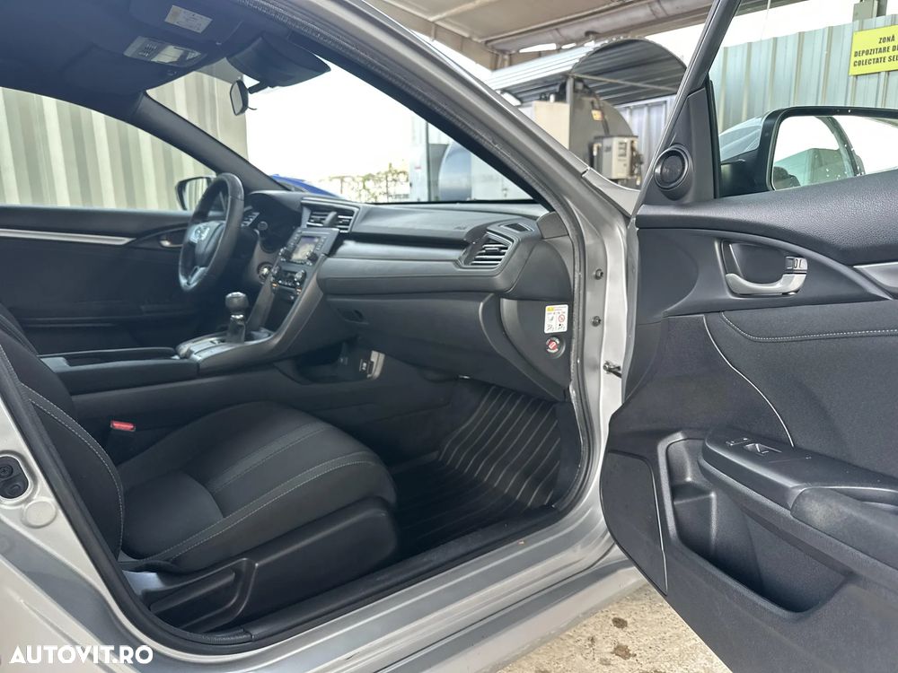 Honda Civic 1.0 i-VTEC Turbo Comfort - 13