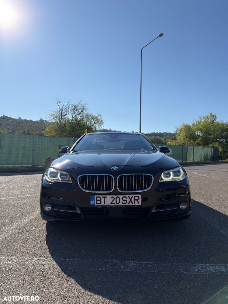 BMW Seria 5 530d xDrive AT - 2