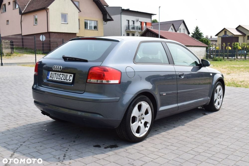 Audi A3 1.9 TDI Attraction - 8