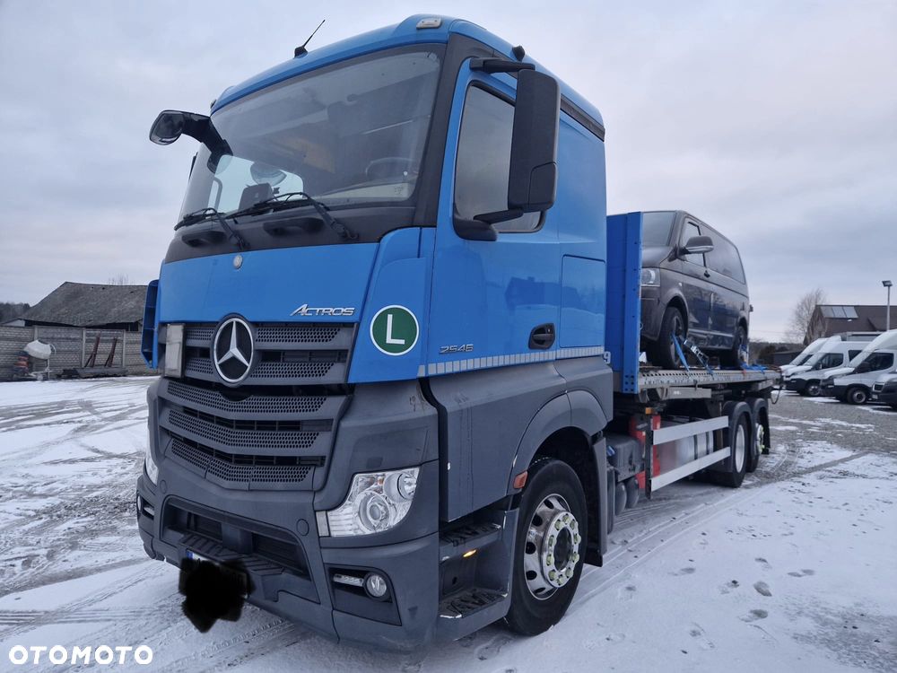 Mercedes-Benz Actros - 2