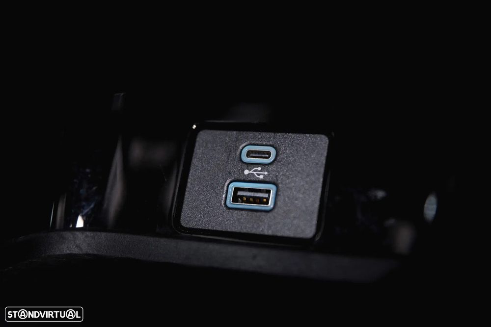 Ford Mustang Mach-E Standard - 27