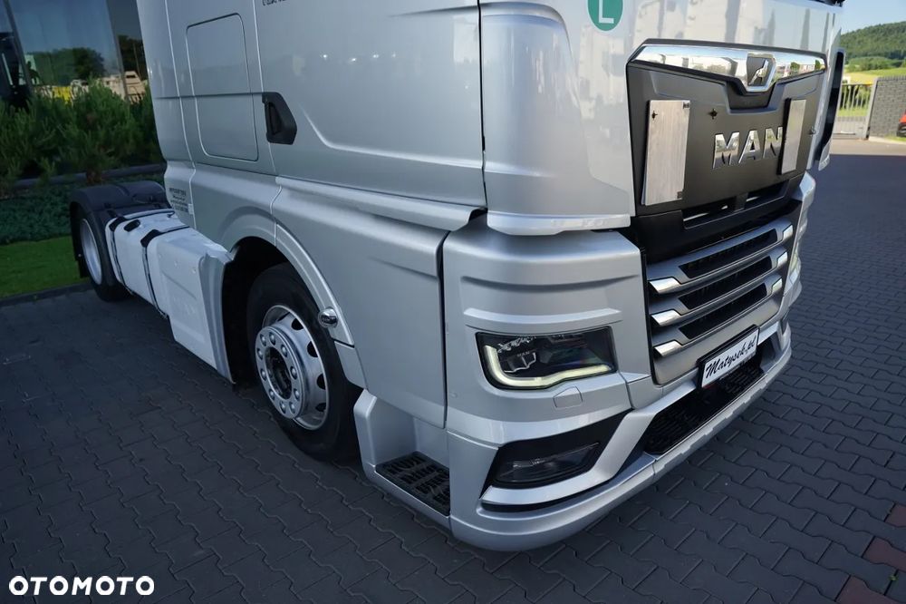 MAN TGX 18.510 / GX / MEGA  / LOW DECK / NAVI RIO - 10