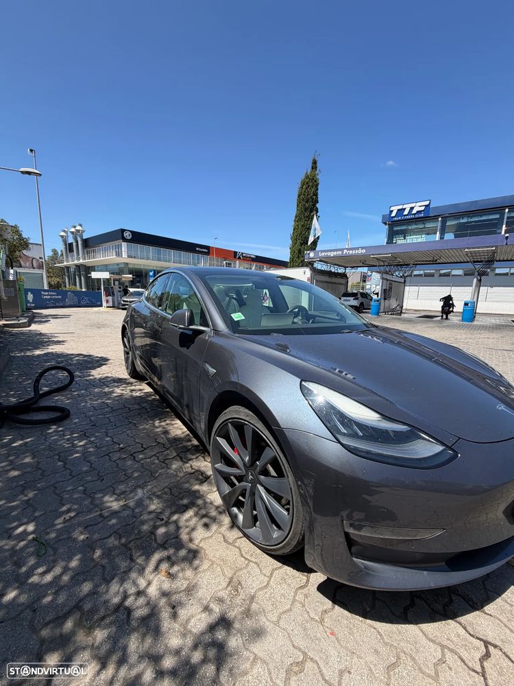 Tesla Model 3 Performance Dual Motor AWD - 2