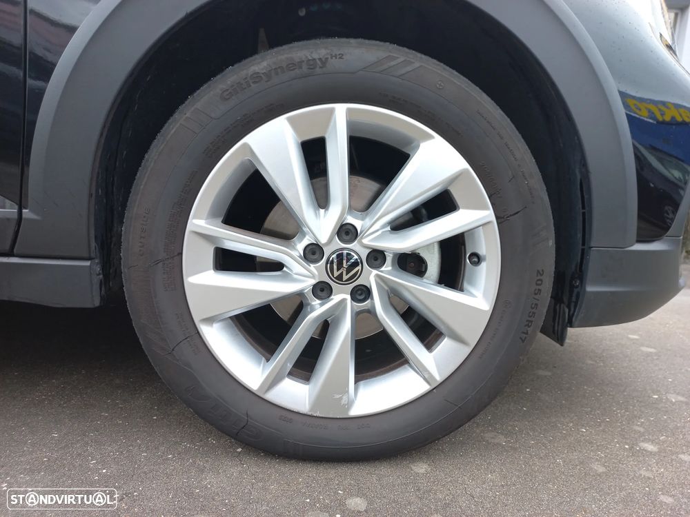 VW Taigo 1.0 TSI Urban DSG - 8