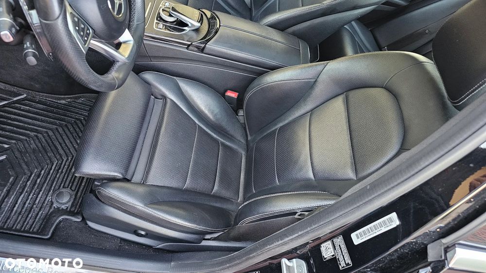 Mercedes-Benz Klasa C 300 7G-TRONIC - 31