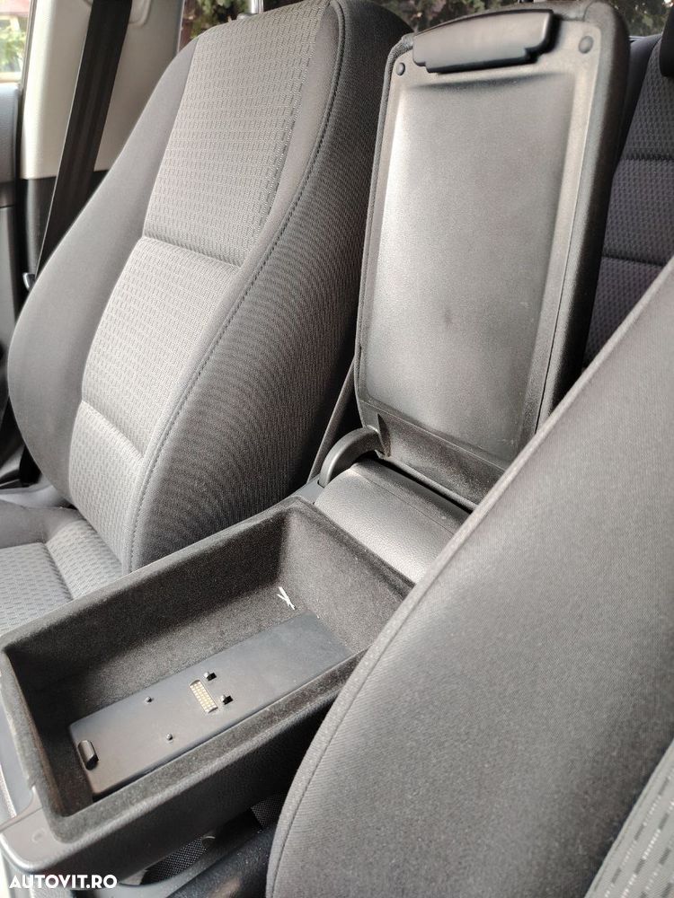 Audi A6 2.0 TDI DPF Avant - 17