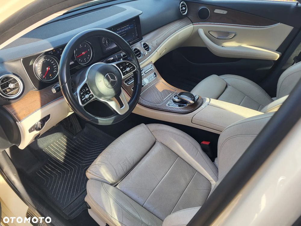 Mercedes-Benz Klasa E 200 d 9G-TRONIC - 6