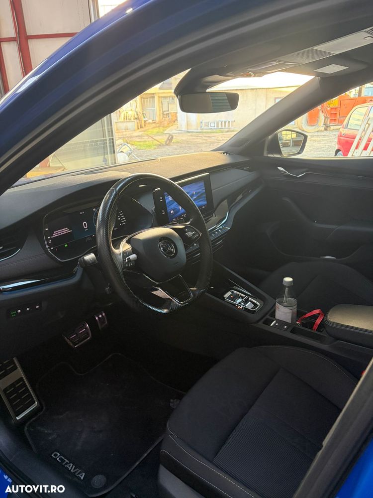 Skoda Octavia 2.0 TDI 150 CP DSG Sportline - 5